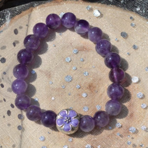 Bracelet Améthyste 8mm déco fleur