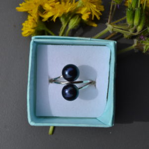 Bague perles d'eau douce noires