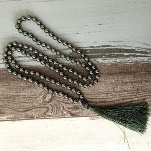 Collier Mala en Hématite 8mm