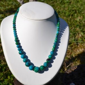 Collier en Chrysocolle taille standard