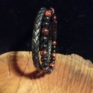 Double bracelet en cuir et pierres (Tourmaline, Œil de taureau)