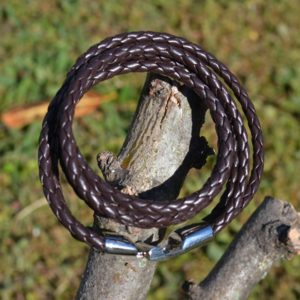 Bracelet cuir fin, tressé