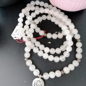 Collier Mala Quartz Rose 8mm pendentif Lotus